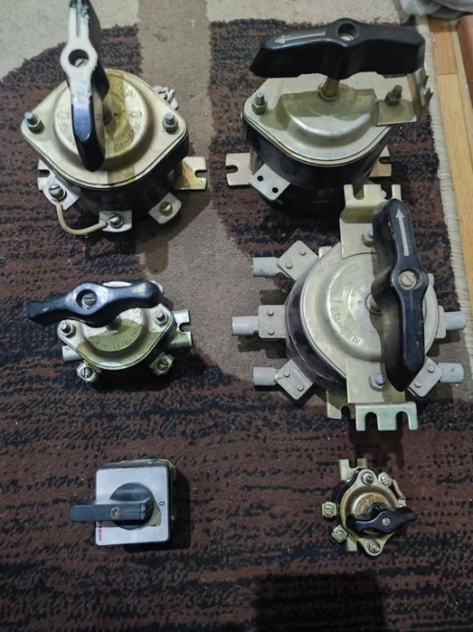 Перекидной рубильник