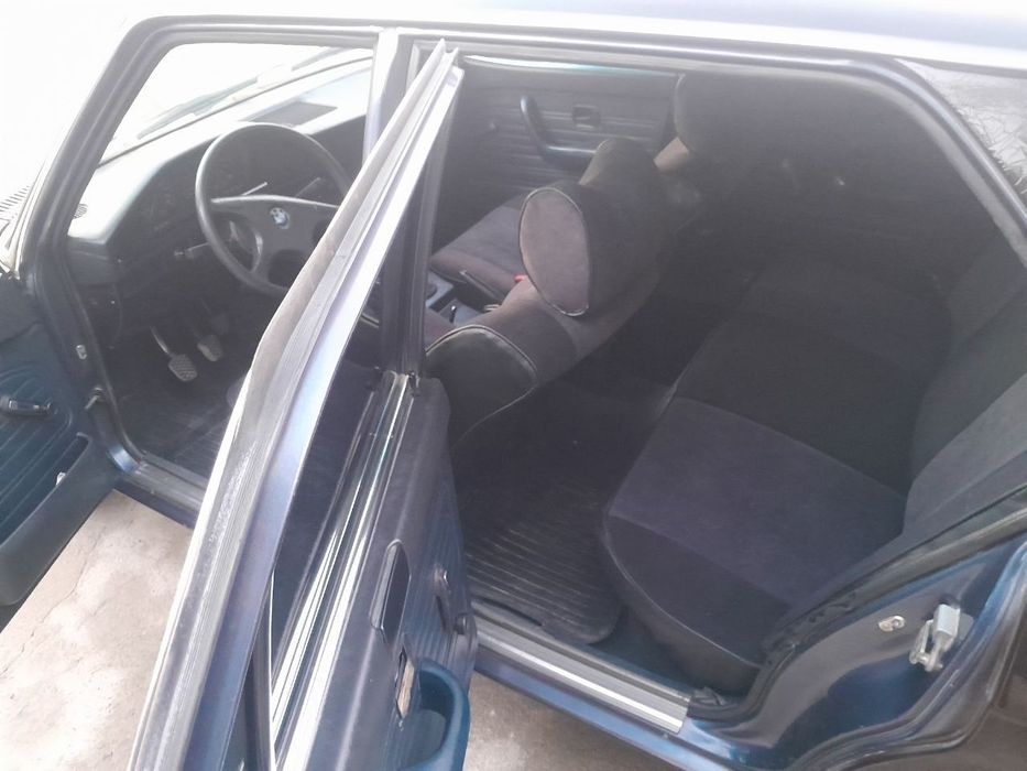 BMW E28. MADIL  mashina