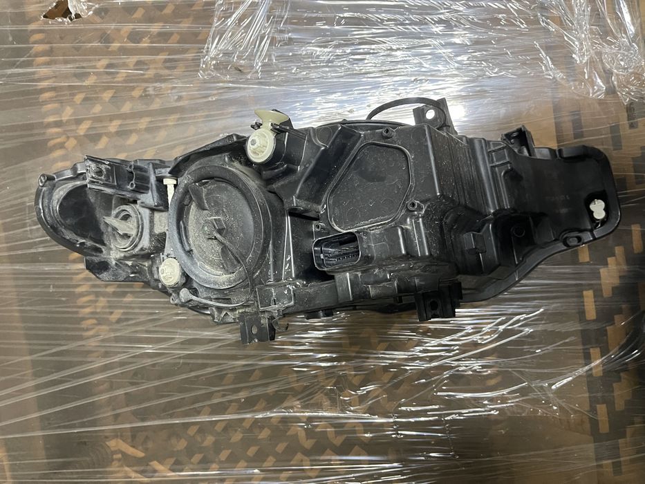 Продам фары на бмв