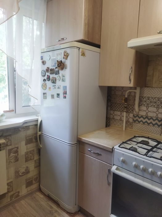 Продам 2-х комнатную квартиру .