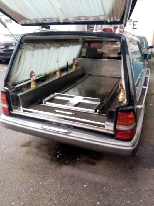Mercedes-Benz 200 D diesel, autospecială funerară 2 locuri, gri