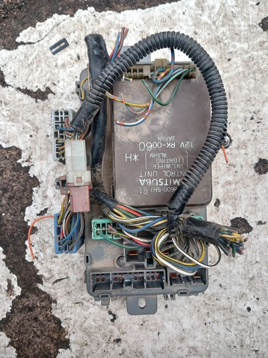 Блок предохранителей Хонда Цивик