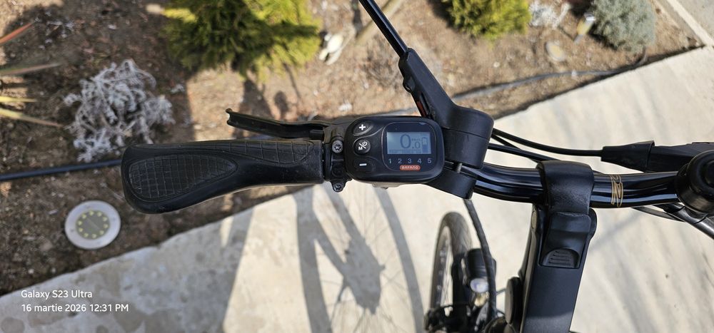 Bicicleta electrica pegasus roti 27.5 cu motor bafang si shimano nexus