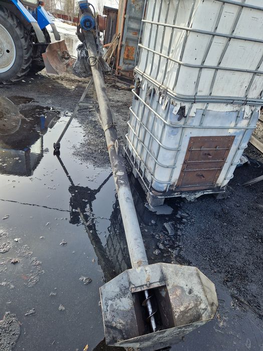 Шнековый питатель.