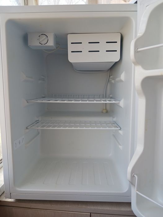 Холодильник "Бирюса 70"