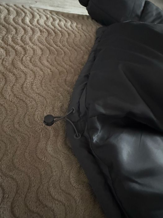 Зимняя куртка с кулисками