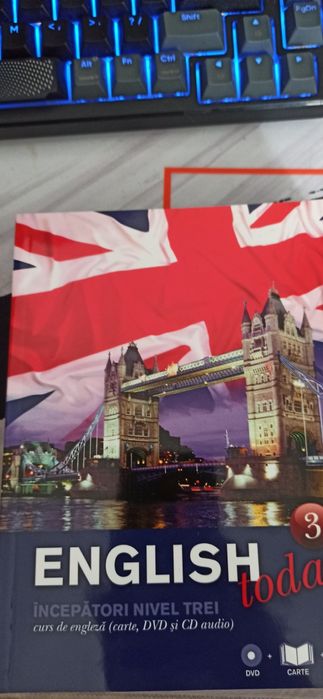 Setul de manuale English TODAY (volumele 1,2,3,4,7) cu DVD-uri și CD