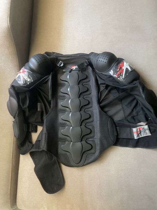 Екипировка за мотор - горнище, долнище, ръкавици и маска