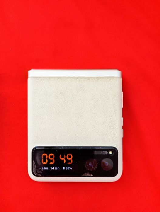 Motorola RAZR 40 Full box ( factura până  21.04.2026)