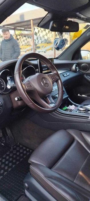 Mercedes Benz GLC 250 4MATIC 2017