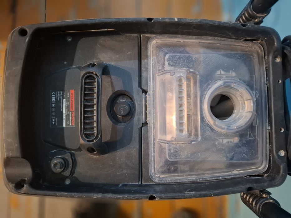 Пылесос строительный Crown