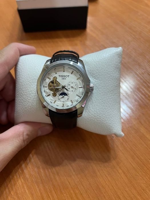 Tissot 1853 Automatic Elegant – Klassik Babochkali Mexanik soat.
Soat