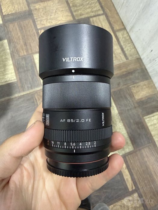 Viltrox 85 mm 2.0 f yangi sal kam  xamma narsasi bor ideal xolatda