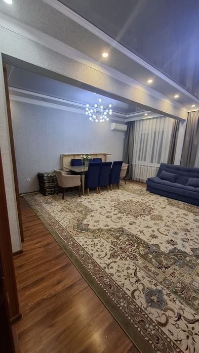 5 ком продаю, Ю-абад 19
