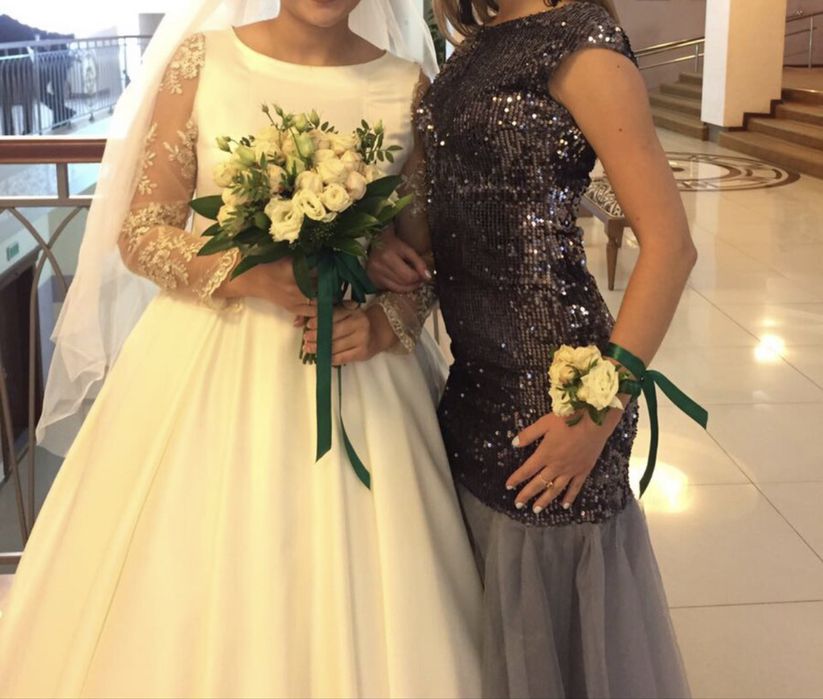 Свадебное платье