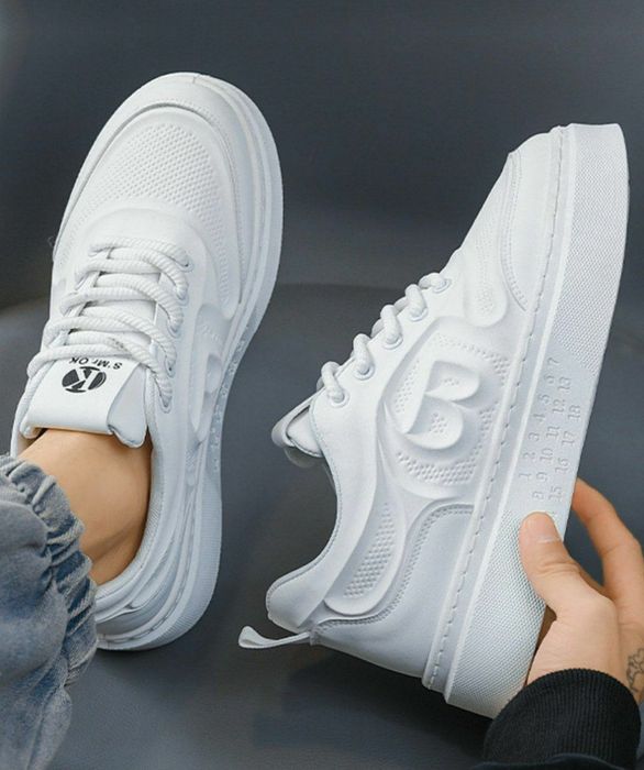 erkaklar oyoq kiyimi