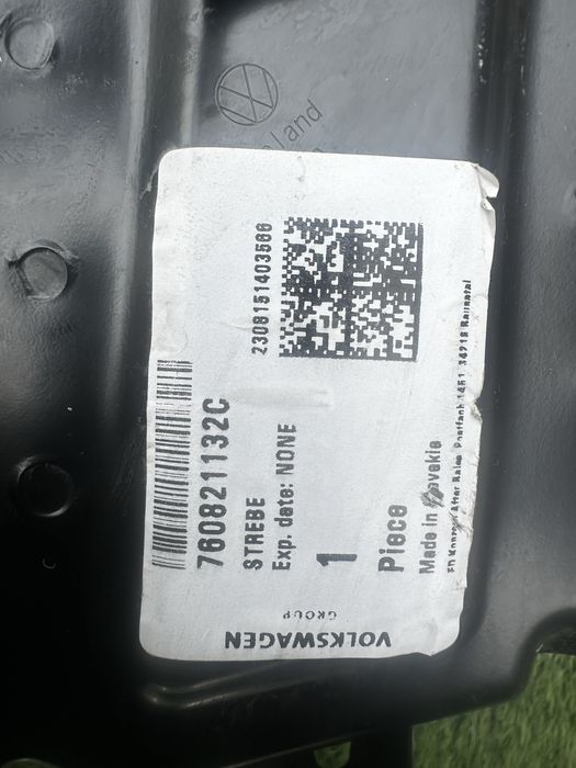 Ochelar far dreapta vw touareg 3.cod:760821132.C.