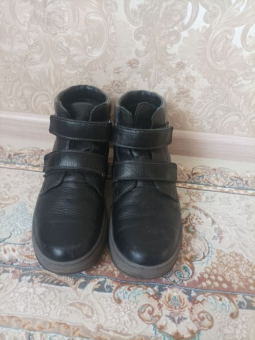 Ботинки размер 39