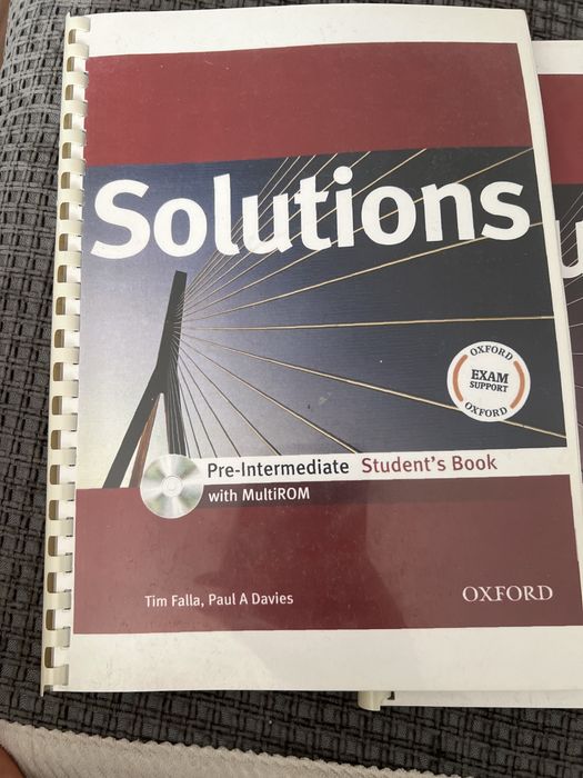 Продам Solutions Pre-Intermediate level