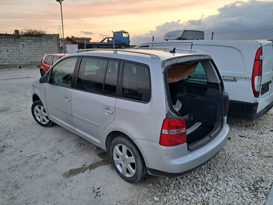 Фолксваген Туаран / Volkswagen Tuaran 1.9 / 2.0 TDI НА ЧАСТИ