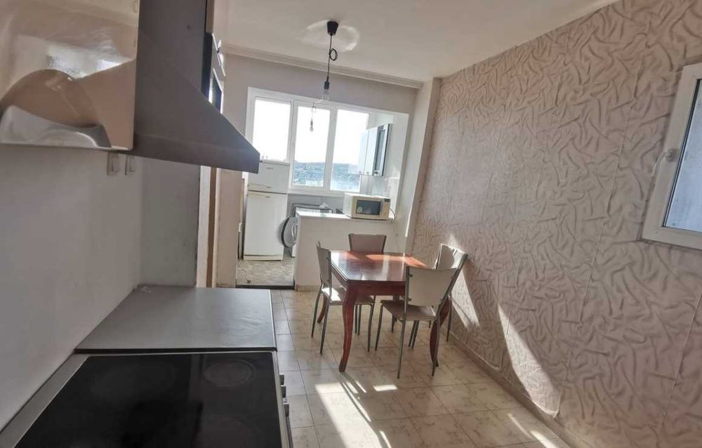 Дава се под наем Двустаен апартамент в Бургас, Меден рудник - зона А - 60 кв.м за 145 € - Снимка #4