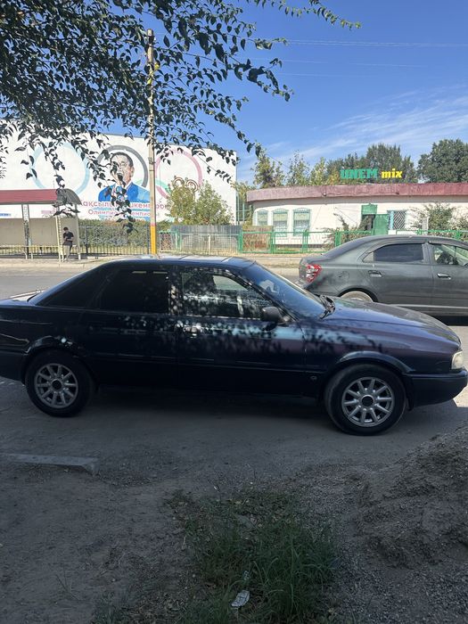 Ауди б4 сатылады.