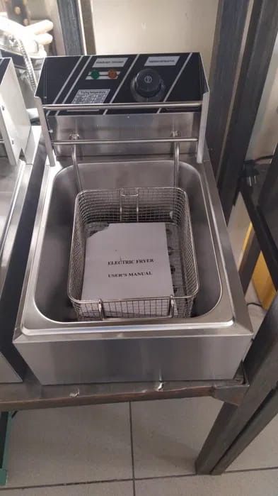 Продается фритюрница одинарный и двойной