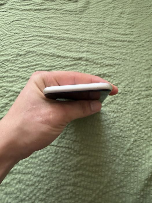 iPhone 11 ( айфон 11) 64 гб