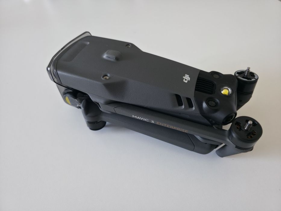 DJI Mavic 3T thermal  гаранция + Mavic 3TA advanced Като нов