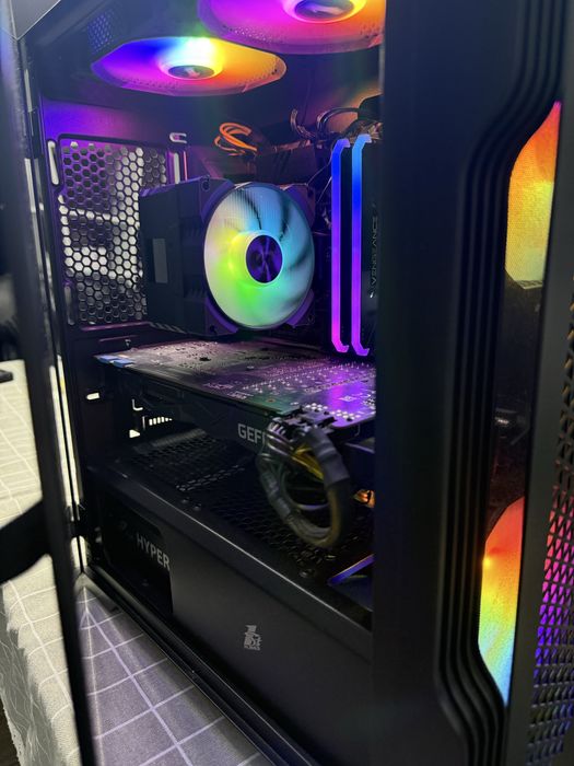 Геймърски компютър |5 10400f 1070TI 16GB RAM