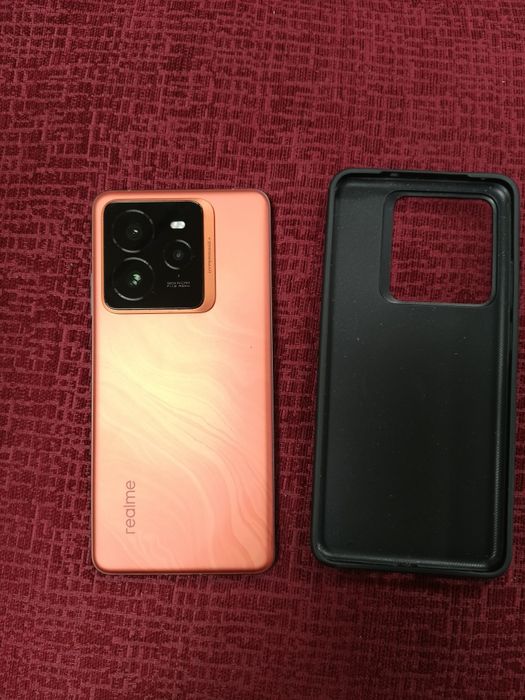 Продам смартфон Realme GT 7 Pro