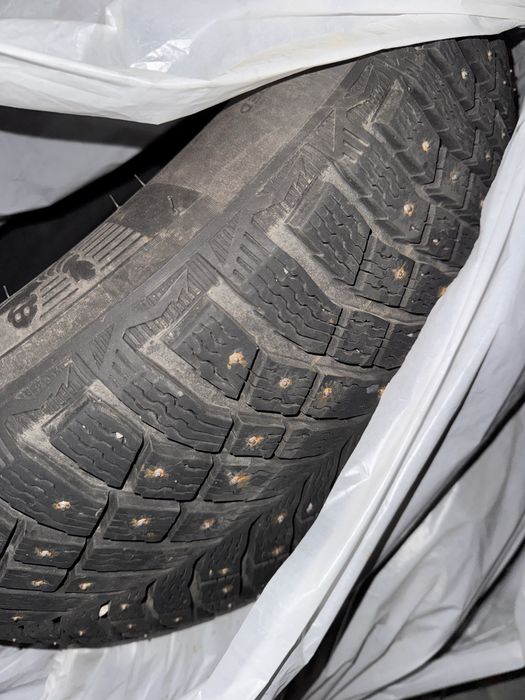 Зимные шины 255/55/19