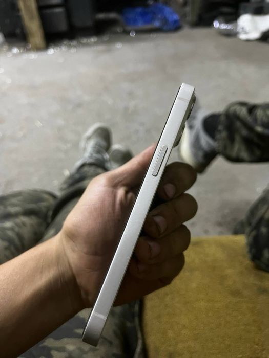 айфон 13 в хорошем состоянии