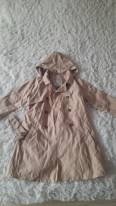 Два пальто для девочки 7-9 лет, хорошее состояние