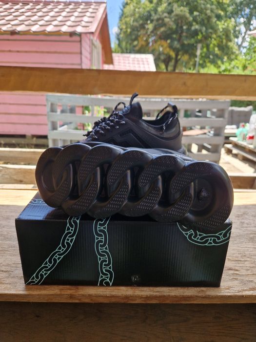 Versace Chain Reaction (marimi: 38,39,40,41,42,43,44,45,46) Negru
