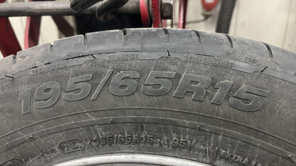 продам летние шины 195х65х15R