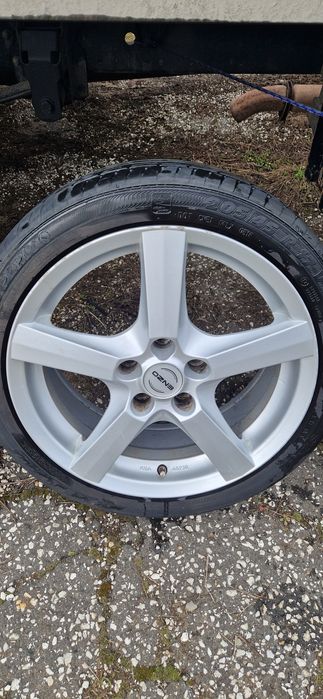 Джанти с гуми 17 цола 5х114.3