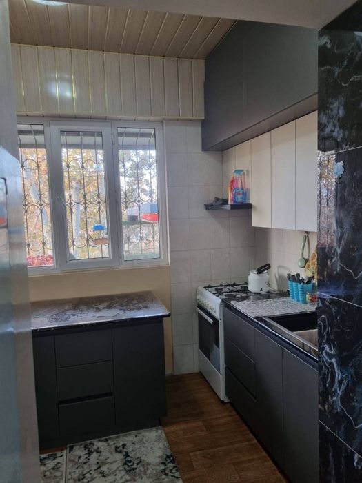 Чиланщар 15. Продажа ! 3 х комнатная 2 х 6 балкон. Срочно