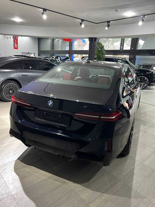 BMW I5 35 m paket фулл доп опция 2025