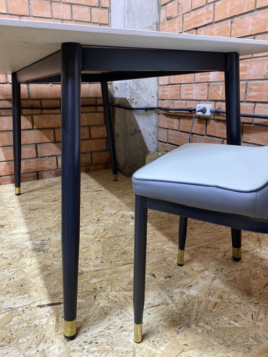 Продам стол со стульями