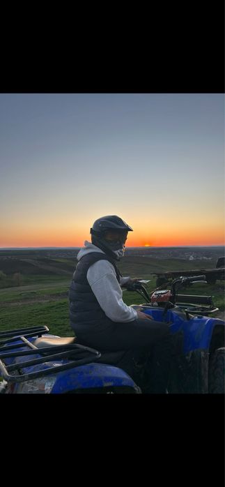 Vând atv stare perfectă