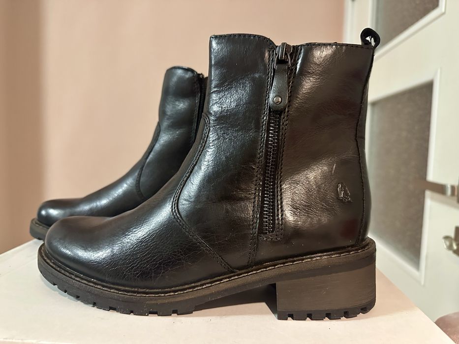 Нови боти Hush puppies