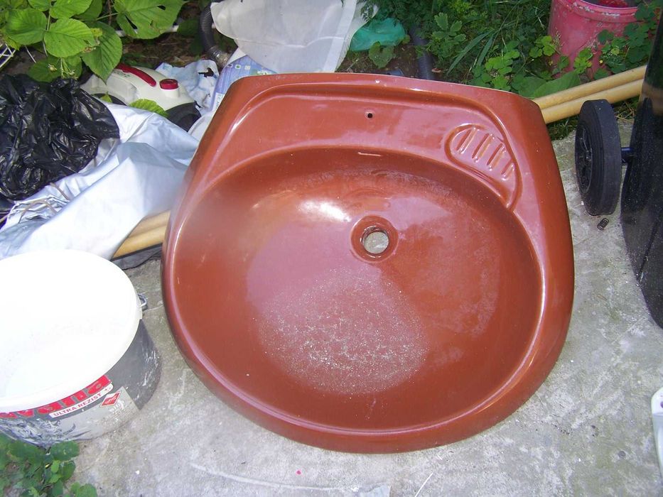 vand lavoare portelan  cu picior 2 wc 3 buc