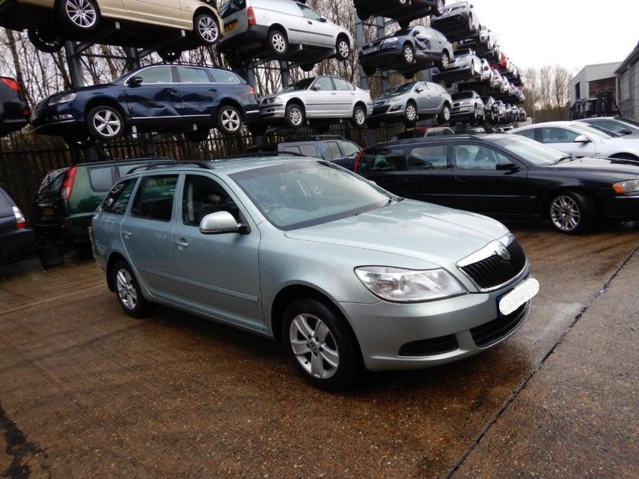 Cutie viteze manuala Skoda Octavia 2 2010 Break 1.6 TDI