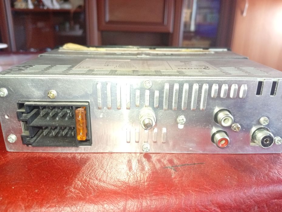 Radio Mp3 player USB - SD Card  Aux Auto