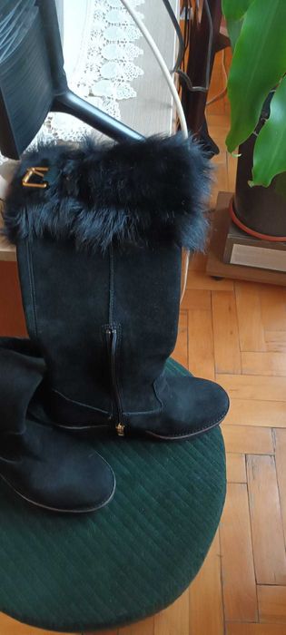 Vand cizme piele naturala UGG marimea 37 - NOI