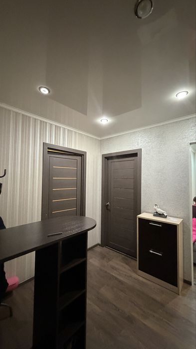 Продается 3-х комн.кв  Универмаг .