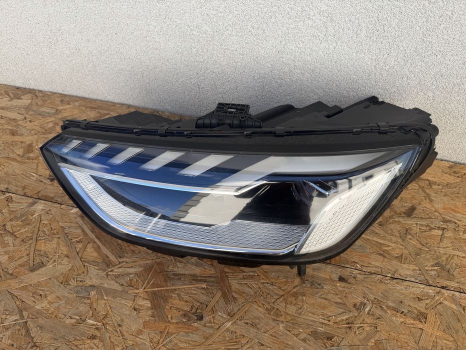 Far stanga Audi A4 B9 8W Facelift Full LED Matrix Original Europa