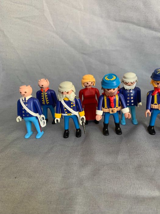 играчки фигурки  Playmobil 19 войници фигурки / geobra