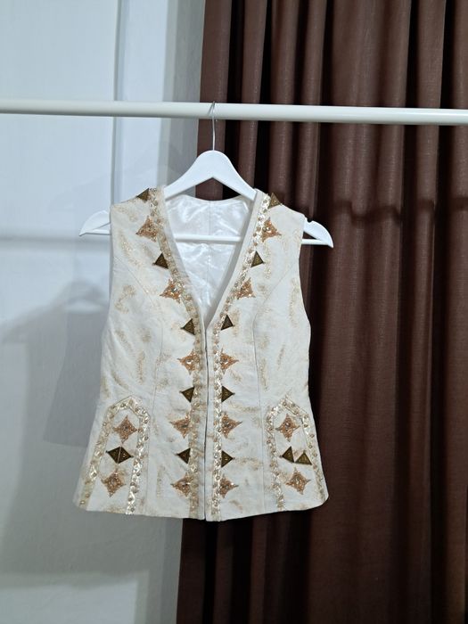 Прокат казахских национальных платьев